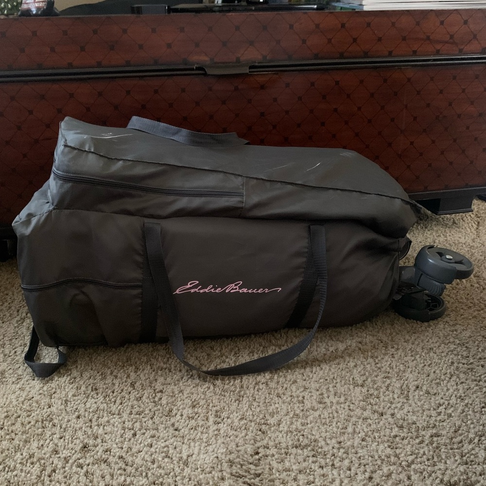 Eddie Bauer pack and play